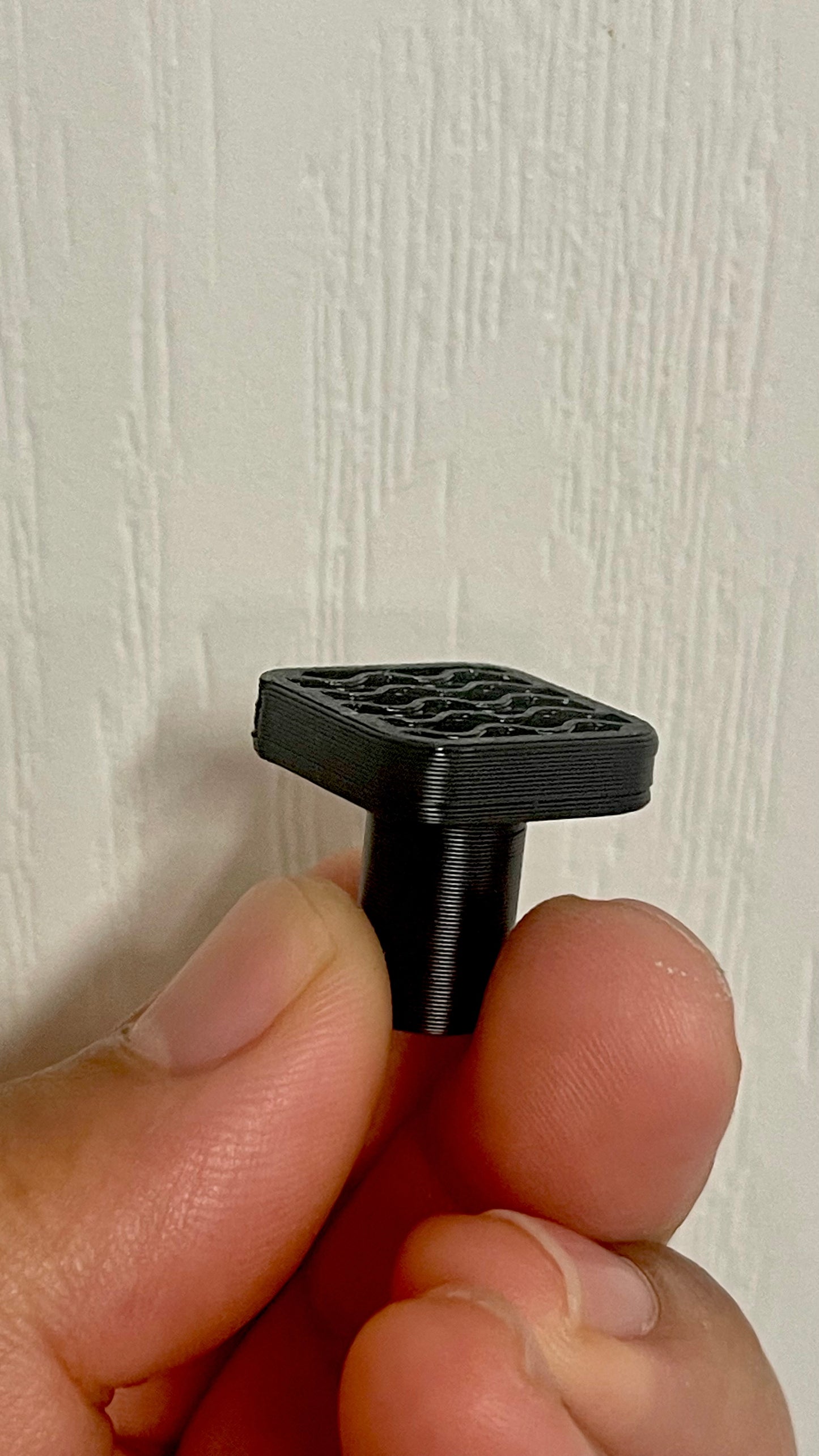 Frag plugs for coral farming